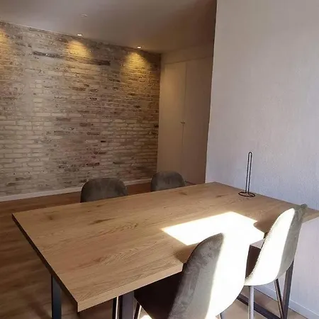 Gammel Newly Renovated With Great Location Apartment Aalborg